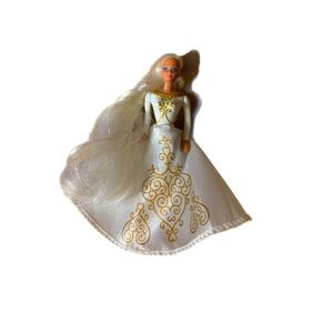 Vintage 1996 #1 “Wedding Rapunzel Barbie” McDonald’s Happy Meal Toy
